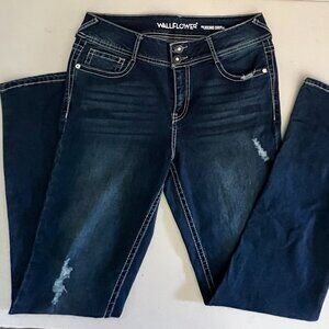 "Juniors' WallFlower Insta Stretch® Luscious Curvy Bootcut Jeans